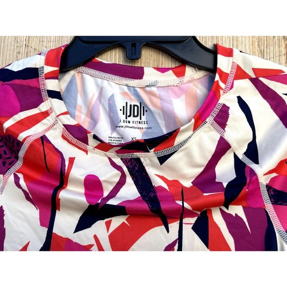 J. Dow Fitness - Women's Abstract Print Sports Crop Top - Extra Small - Picture 9 of 11